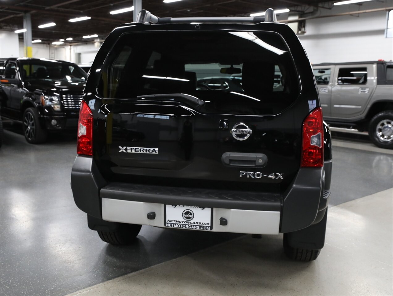 2014 Nissan Xterra PRO-4X 4x4 - Photo 11 - Addison, IL 60101