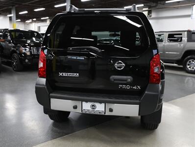 2014 Nissan Xterra PRO-4X 4x4 - Photo 11 - Addison, IL 60101