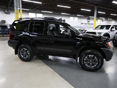 2014 Nissan Xterra PRO-4X 4x4 - Photo 8 - Addison, IL 60101
