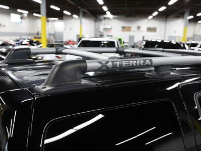 2014 Nissan Xterra PRO-4X 4x4 - Photo 10 - Addison, IL 60101