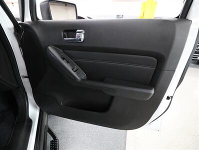 2009 Hummer H3T   - Photo 18 - Addison, IL 60101
