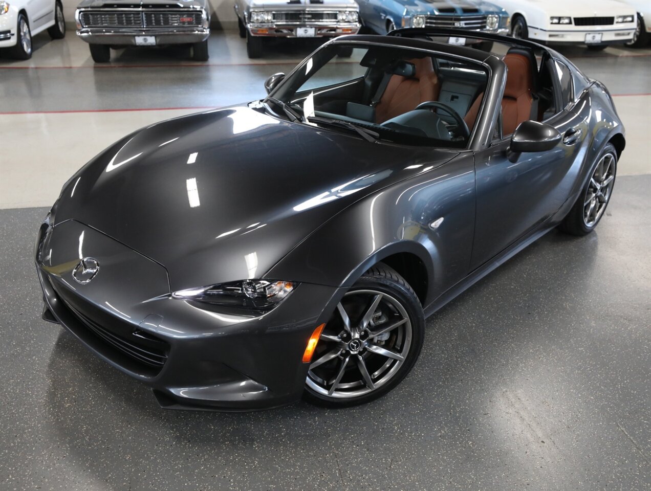 2023 Mazda MX-5 Miata RF Grand Touring - Photo 2 - Addison, IL 60101