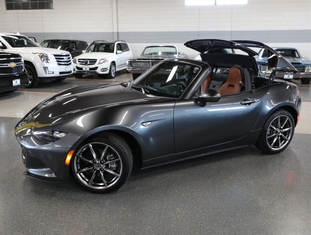 2023 Mazda MX-5 Miata RF Grand Touring - Photo 38 - Addison, IL 60101