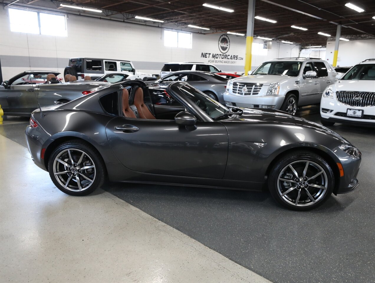 2023 Mazda MX-5 Miata RF Grand Touring - Photo 8 - Addison, IL 60101