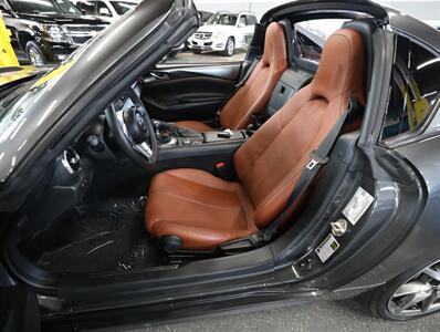 2023 Mazda MX-5 Miata RF Grand Touring - Photo 25 - Addison, IL 60101