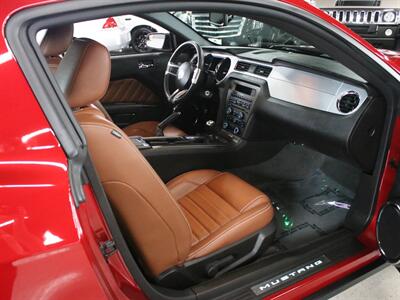 2011 Ford Mustang GT Premium   - Photo 17 - Addison, IL 60101