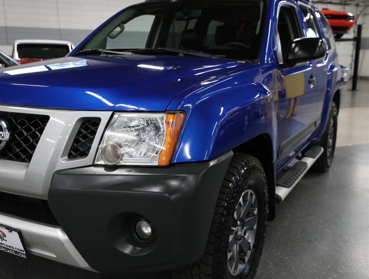 2014 Nissan Xterra PRO-4X 4x4 - Photo 5 - Addison, IL 60101