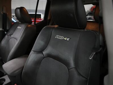 2014 Nissan Xterra PRO-4X 4x4 - Photo 33 - Addison, IL 60101