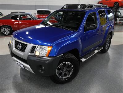 2014 Nissan Xterra PRO-4X 4x4 - Photo 2 - Addison, IL 60101