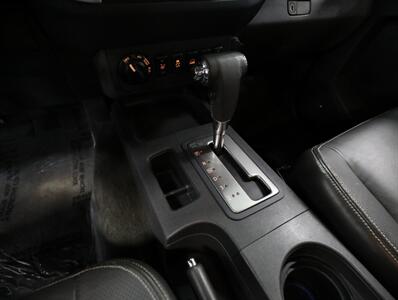 2014 Nissan Xterra PRO-4X 4x4 - Photo 34 - Addison, IL 60101