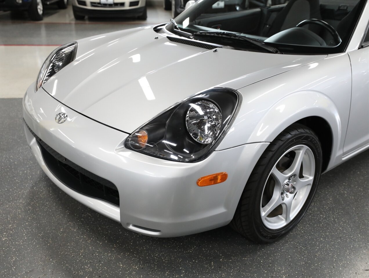 2001 Toyota MR2 Spyder photo 2