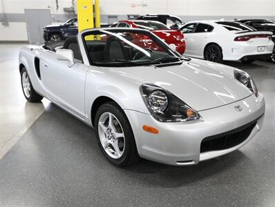2001 Toyota MR2 Spyder   - Photo 7 - Addison, IL 60101