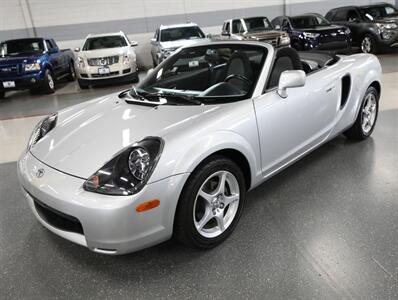 2001 Toyota MR2 Spyder   - Photo 4 - Addison, IL 60101
