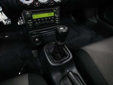 2001 Toyota MR2 Spyder   - Photo 22 - Addison, IL 60101