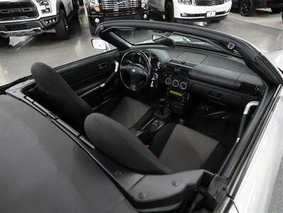 2001 Toyota MR2 Spyder   - Photo 15 - Addison, IL 60101
