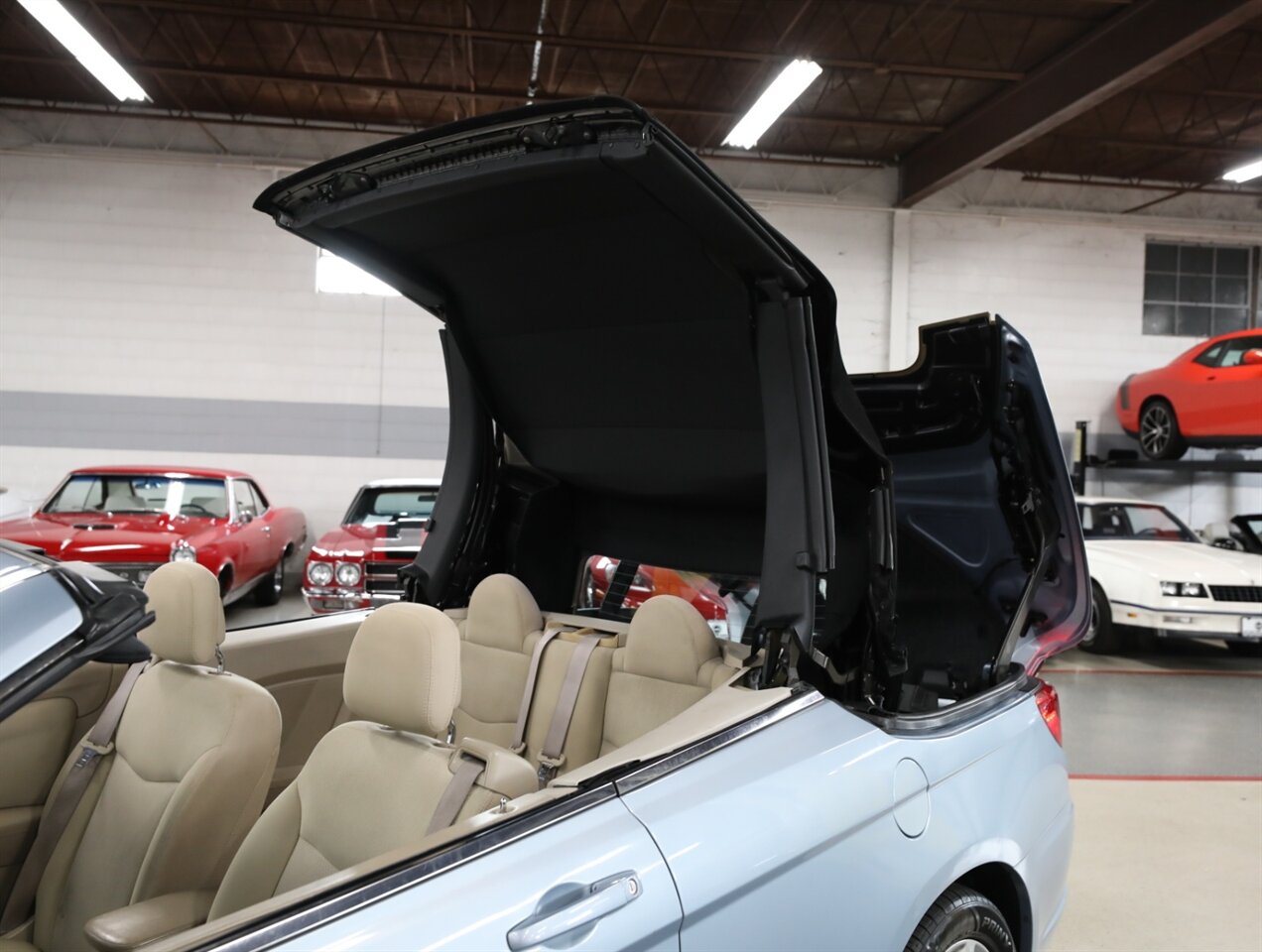 2012 Chrysler 200 Touring - Photo 35 - Addison, IL 60101