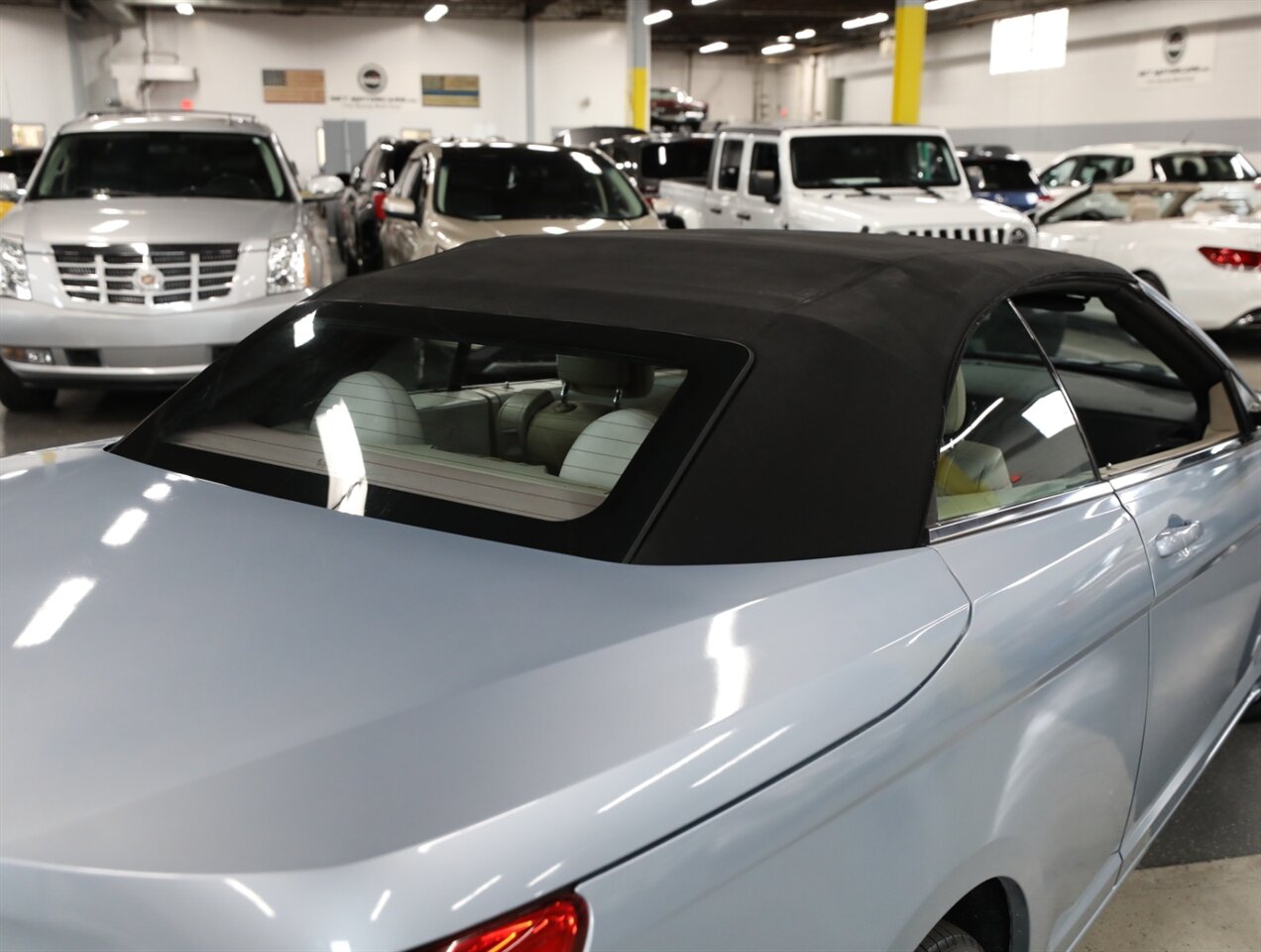 2012 Chrysler 200 Touring - Photo 33 - Addison, IL 60101