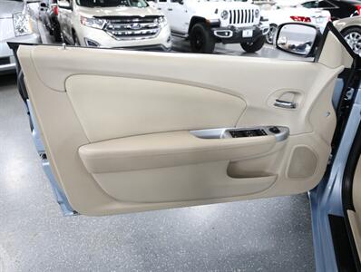 2012 Chrysler 200 Touring - Photo 23 - Addison, IL 60101