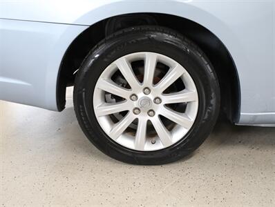 2012 Chrysler 200 Touring - Photo 39 - Addison, IL 60101
