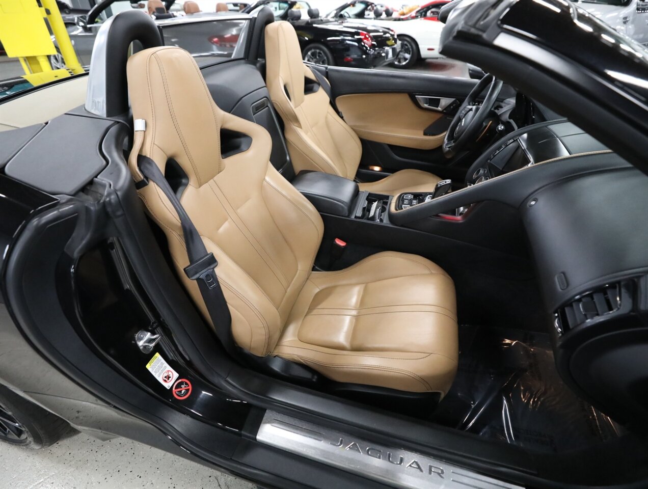 2014 Jaguar F-TYPE S - Photo 24 - Addison, IL 60101