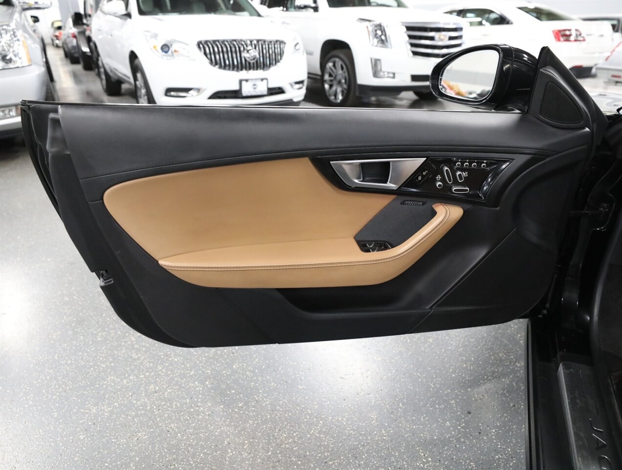 2014 Jaguar F-TYPE S - Photo 26 - Addison, IL 60101