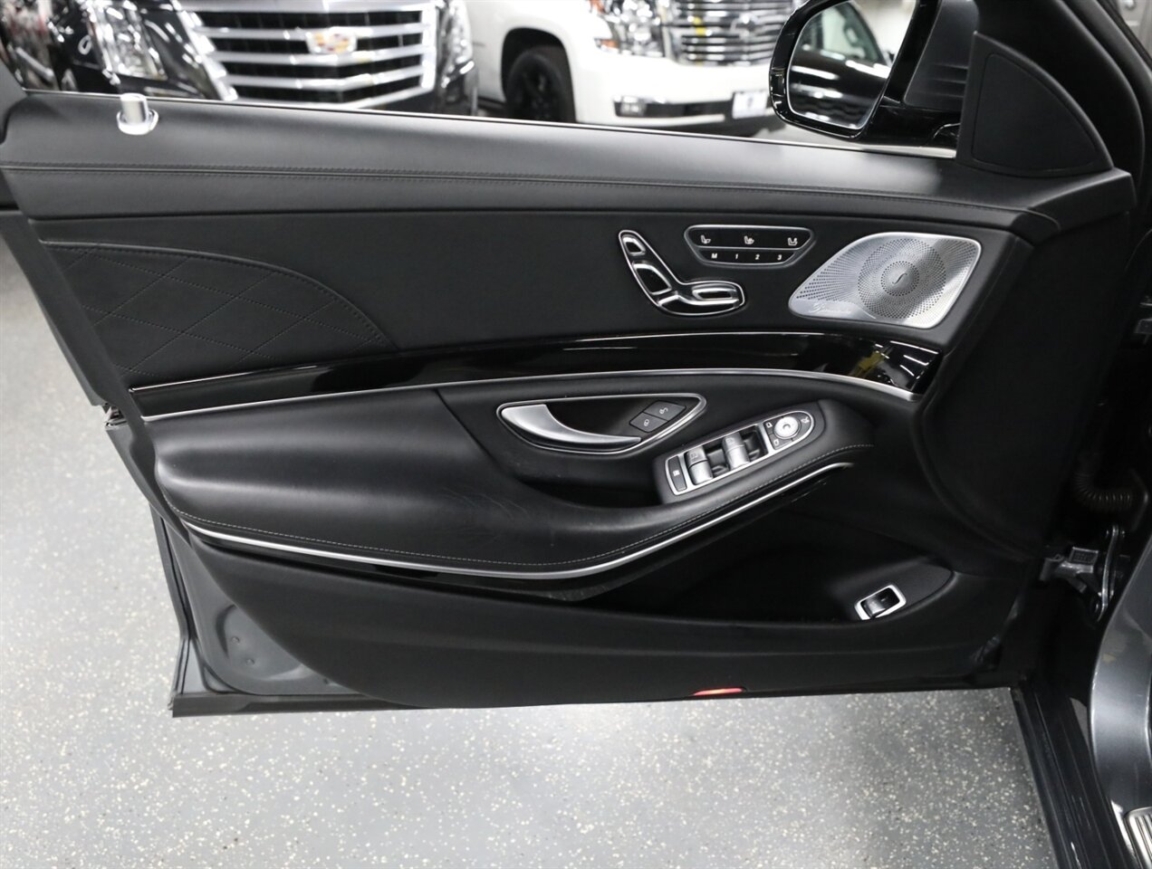 2020 Mercedes-Benz S 560 4MATIC - Photo 29 - Addison, IL 60101