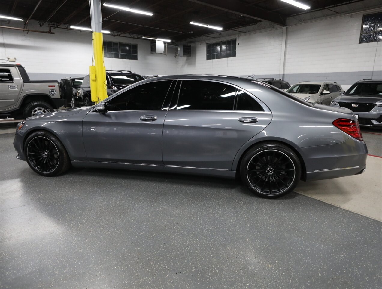 2020 Mercedes-Benz S 560 4MATIC - Photo 15 - Addison, IL 60101