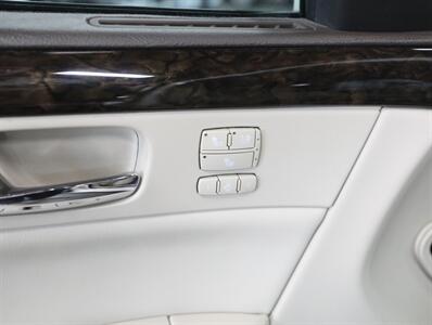 2008 Cadillac DTS Luxury I   - Photo 33 - Addison, IL 60101