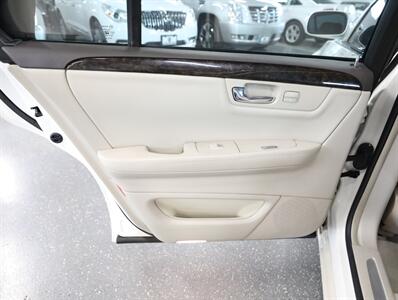 2008 Cadillac DTS Luxury I   - Photo 28 - Addison, IL 60101