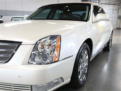 2008 Cadillac DTS Luxury I   - Photo 5 - Addison, IL 60101