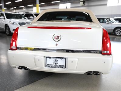 2008 Cadillac DTS Luxury I   - Photo 11 - Addison, IL 60101