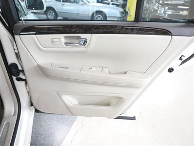 2008 Cadillac DTS Luxury I   - Photo 24 - Addison, IL 60101