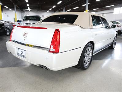 2008 Cadillac DTS Luxury I   - Photo 10 - Addison, IL 60101