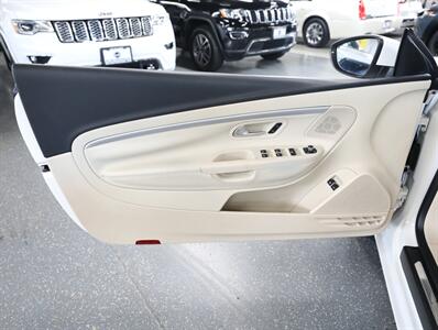 2013 Volkswagen Eos Komfort SULEV   - Photo 36 - Addison, IL 60101
