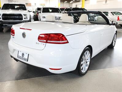 2013 Volkswagen Eos Komfort SULEV   - Photo 18 - Addison, IL 60101