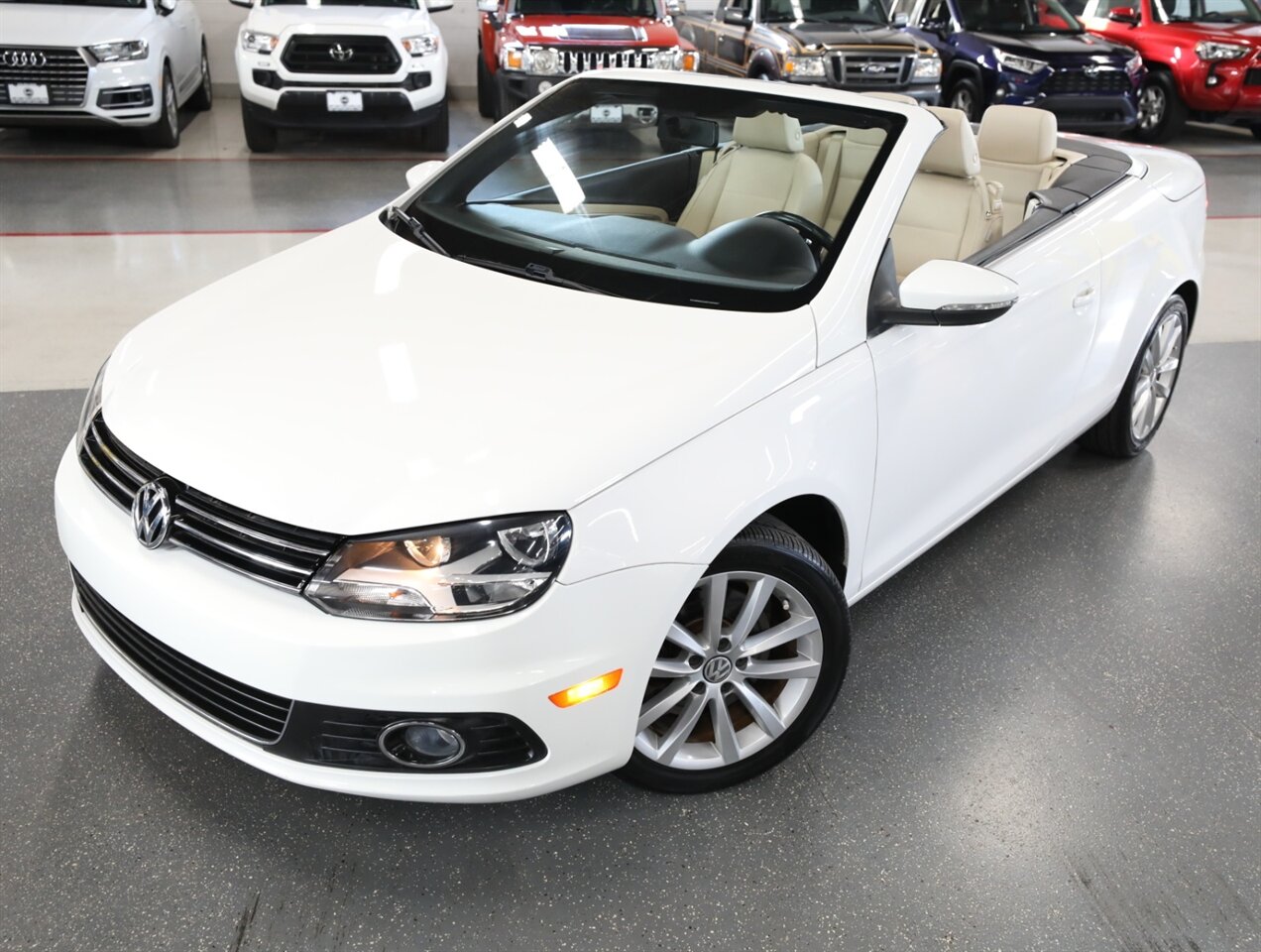 2013 Volkswagen Eos Komfort SULEV - Photo 10 - Addison, IL 60101