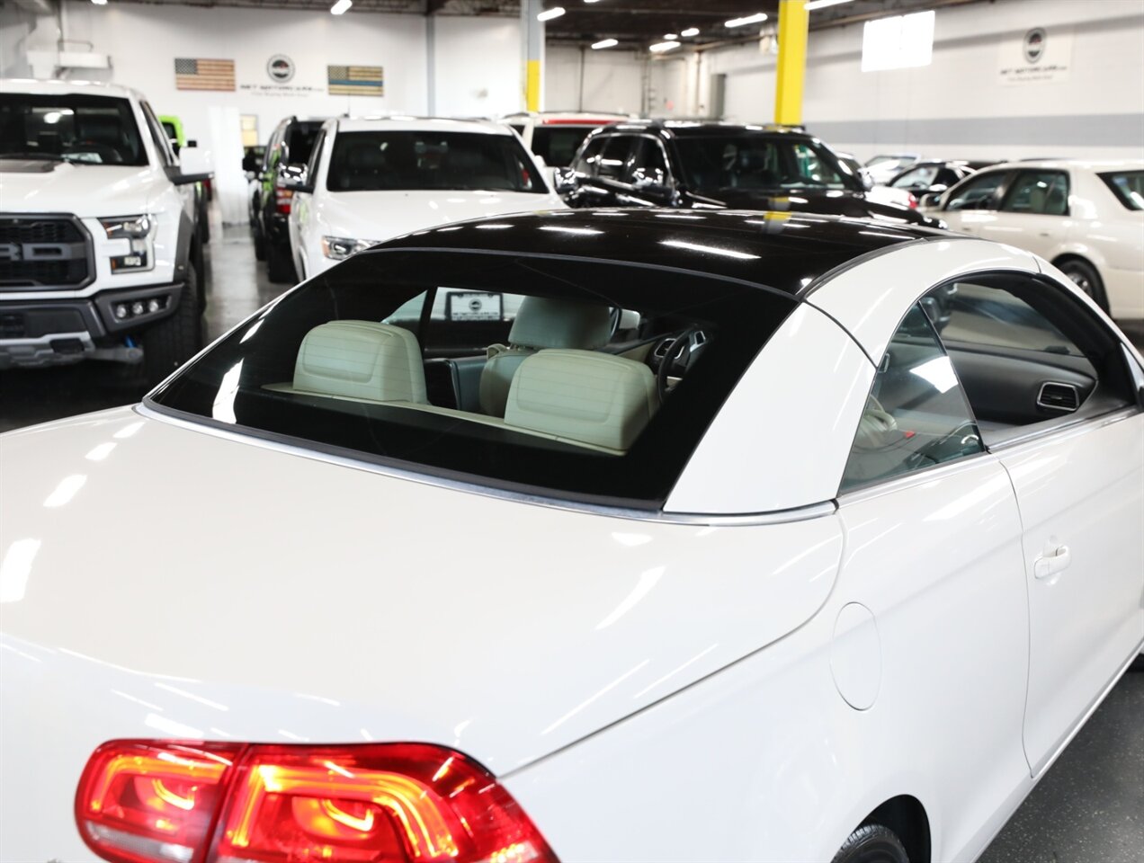 2013 Volkswagen Eos Komfort SULEV - Photo 3 - Addison, IL 60101