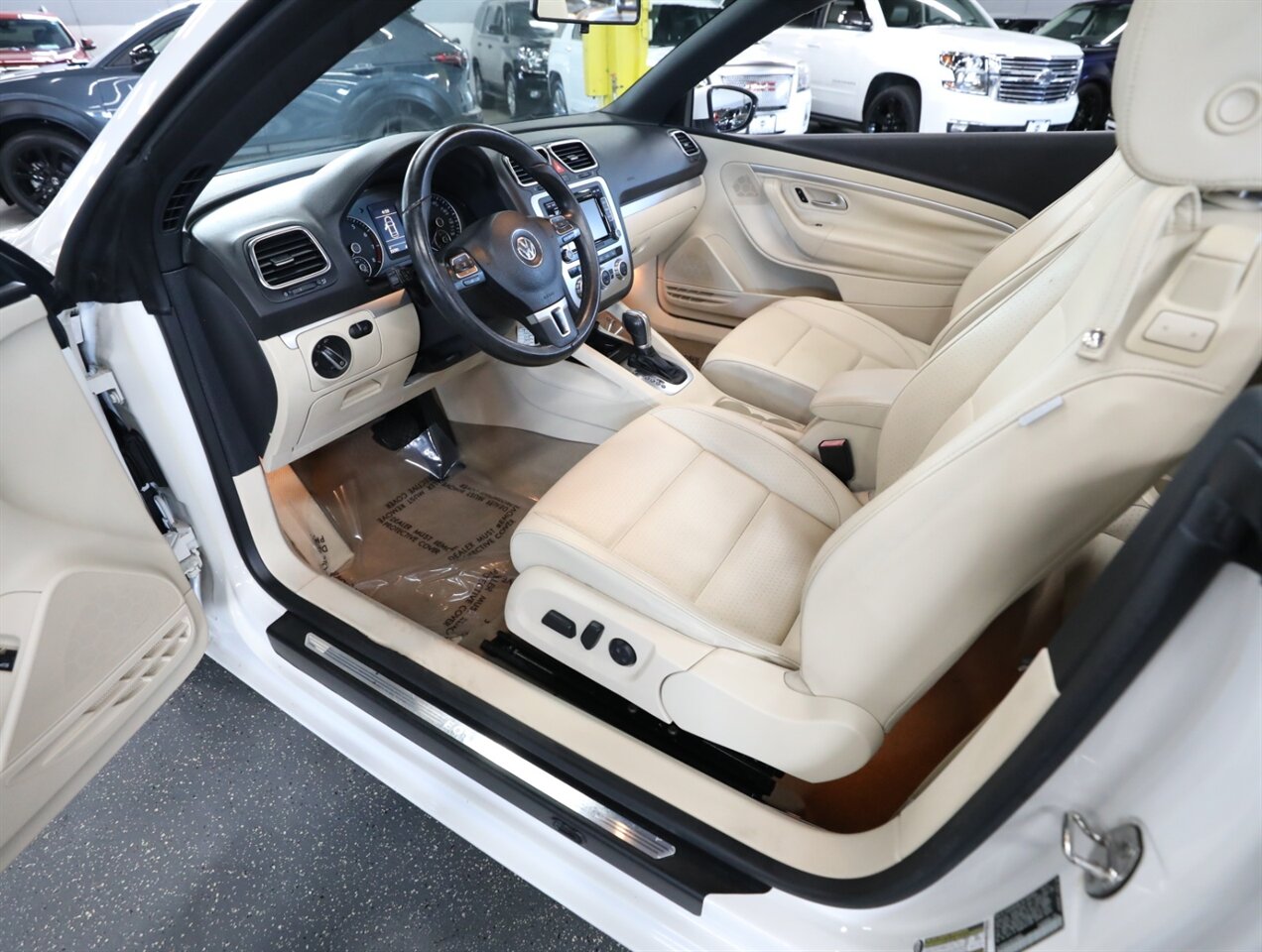 2013 Volkswagen Eos Komfort SULEV - Photo 37 - Addison, IL 60101