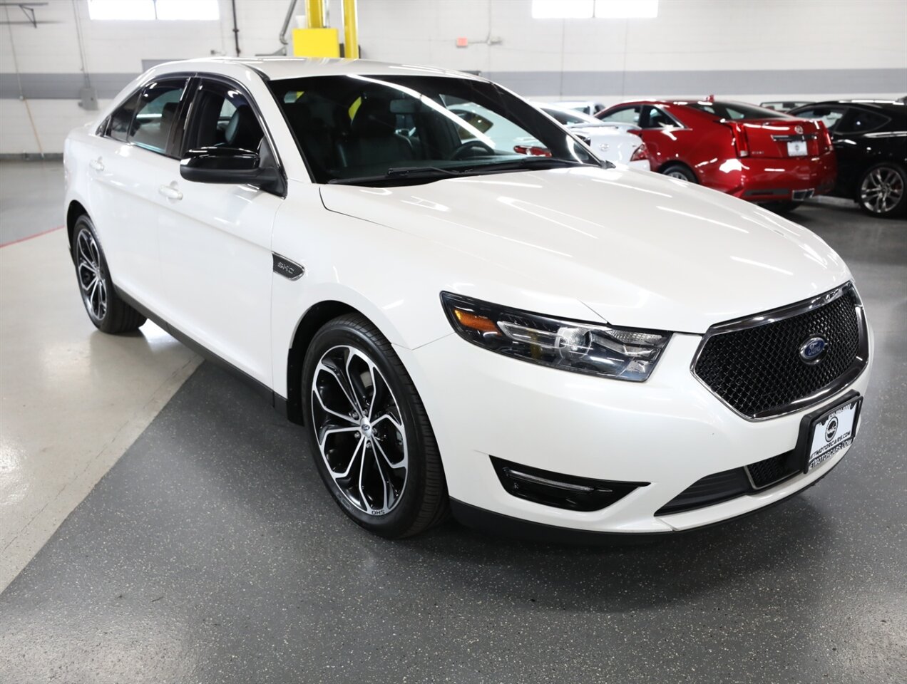 2015 Ford Taurus SHO photo 7