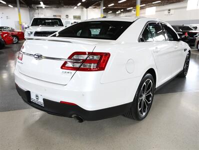 2015 Ford Taurus SHO   - Photo 10 - Addison, IL 60101