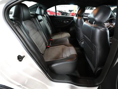 2015 Ford Taurus SHO   - Photo 23 - Addison, IL 60101