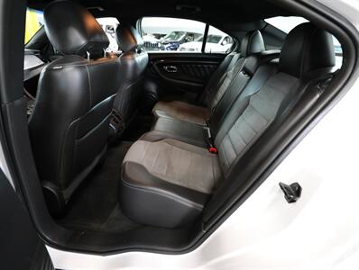 2015 Ford Taurus SHO   - Photo 27 - Addison, IL 60101