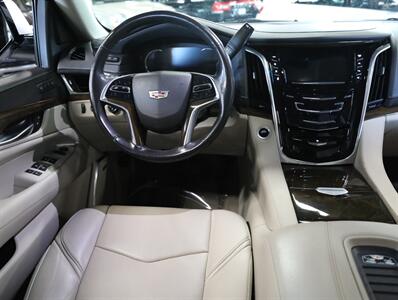 2018 Cadillac Escalade Luxury 4WD   - Photo 31 - Addison, IL 60101