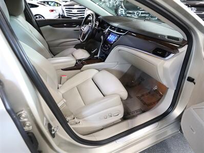 2014 Cadillac XTS Luxury Collection   - Photo 18 - Addison, IL 60101