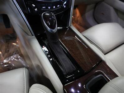 2014 Cadillac XTS Luxury Collection   - Photo 32 - Addison, IL 60101