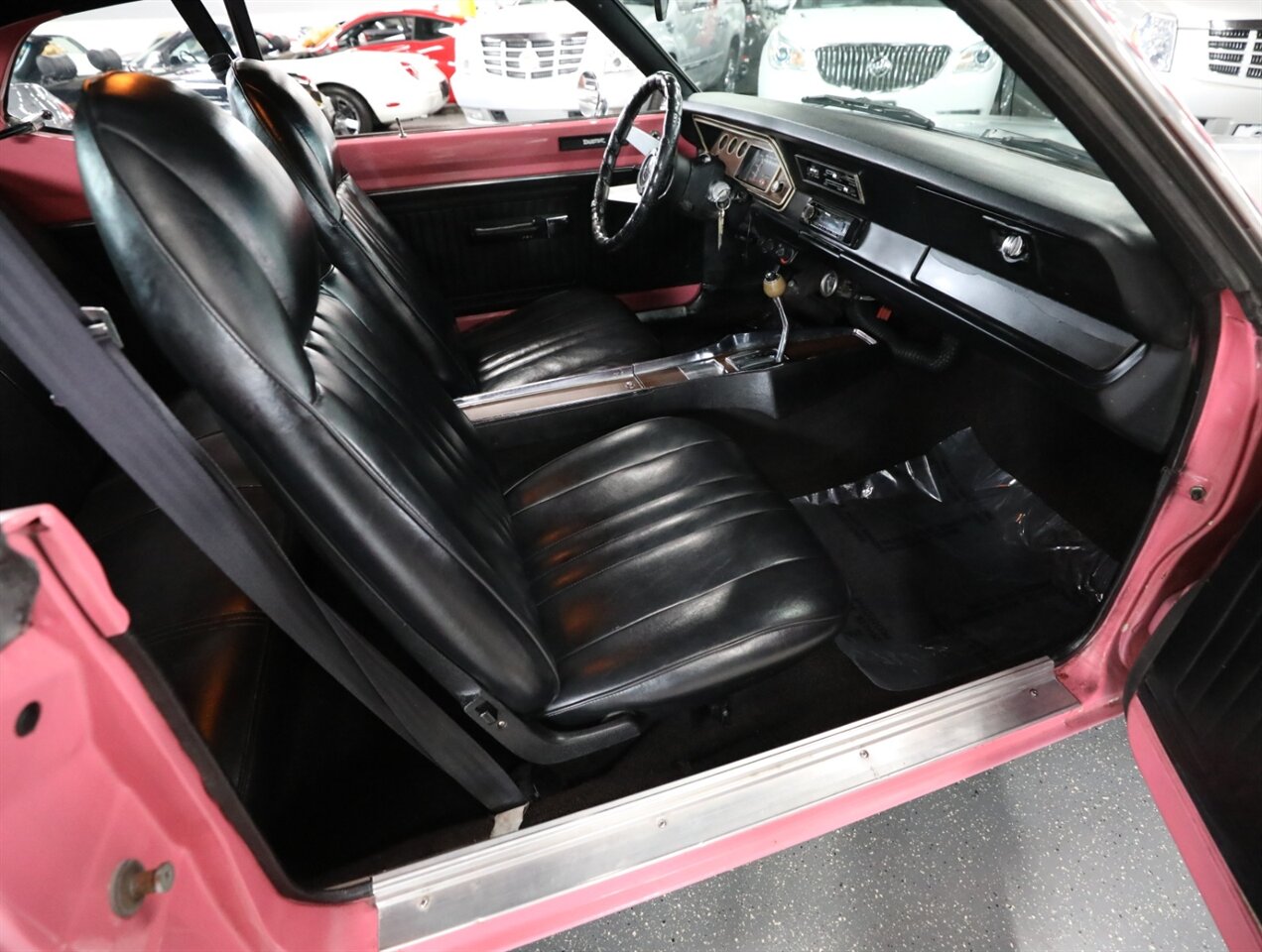 1970 Plymouth Duster - Photo 31 - Addison, IL 60101