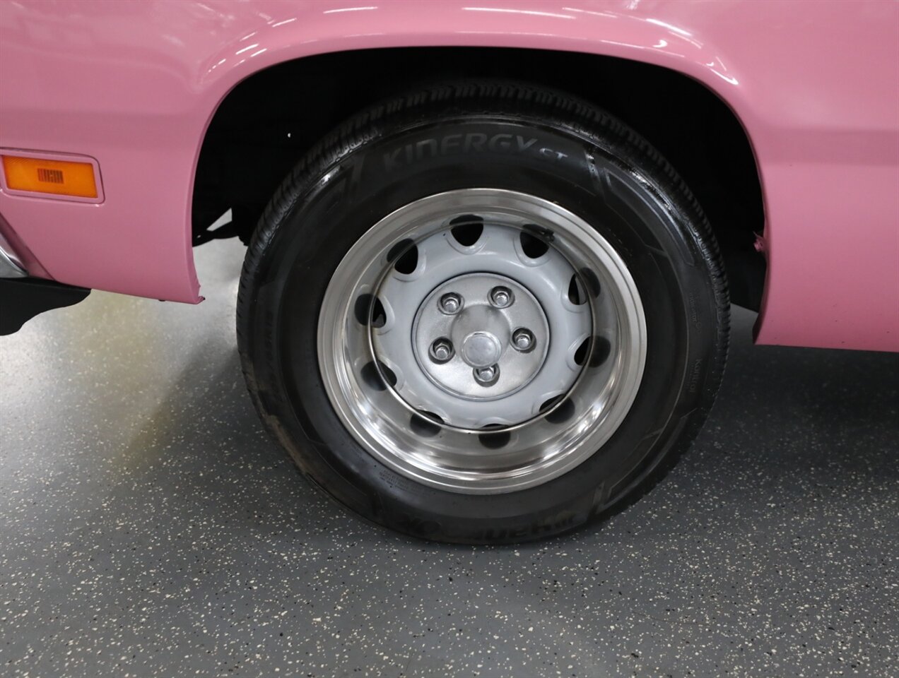 1970 Plymouth Duster - Photo 60 - Addison, IL 60101