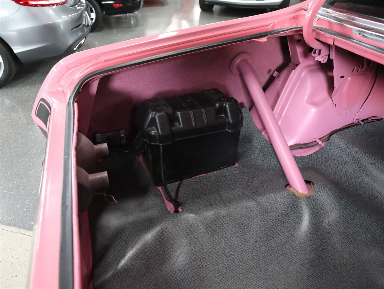 1970 Plymouth Duster - Photo 35 - Addison, IL 60101