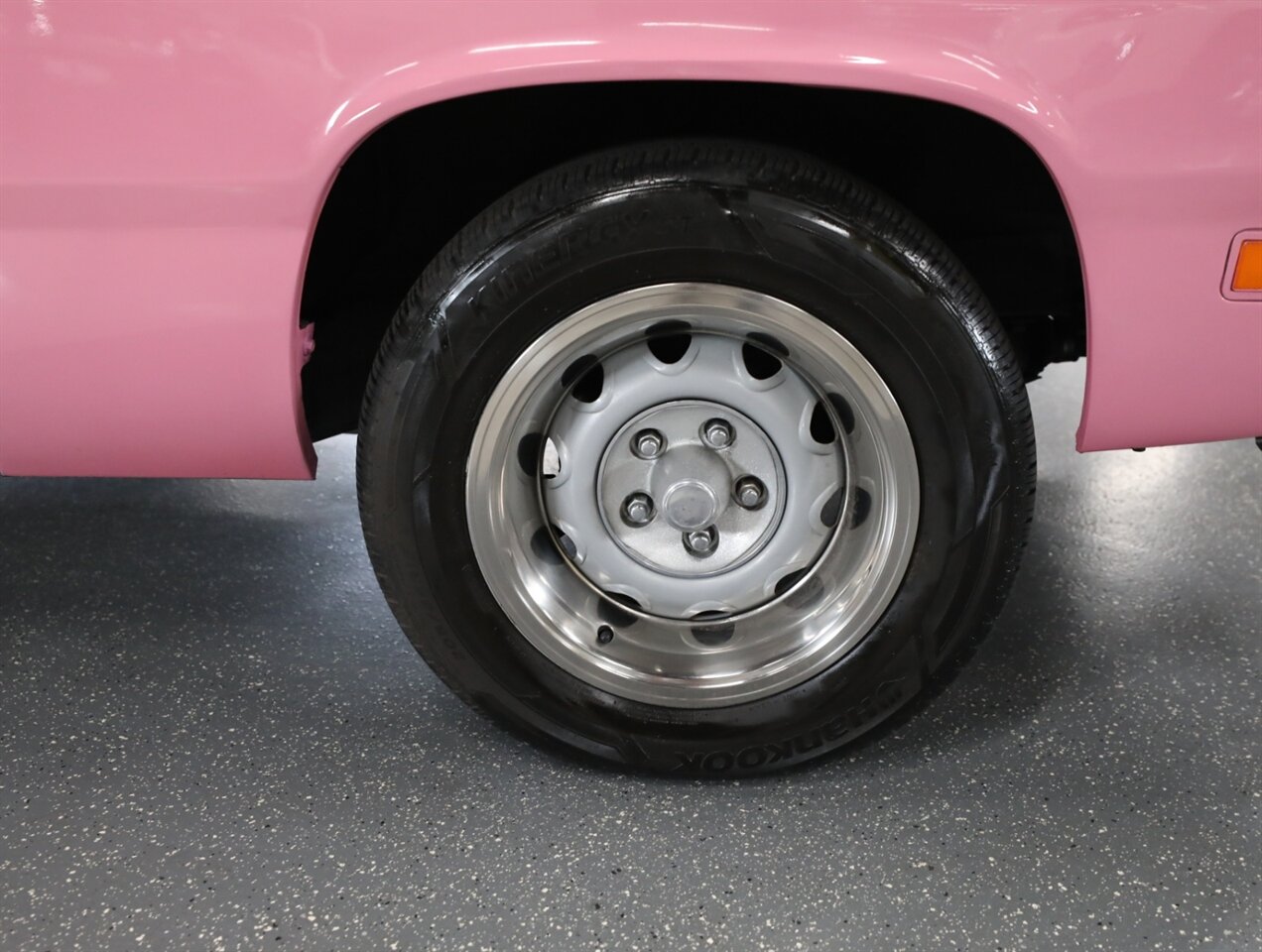 1970 Plymouth Duster - Photo 62 - Addison, IL 60101