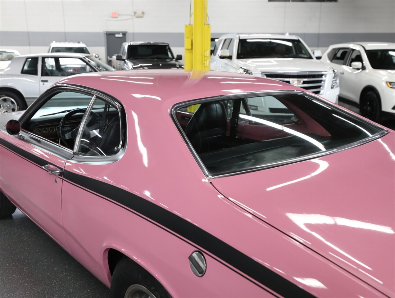 1970 Plymouth Duster - Photo 25 - Addison, IL 60101